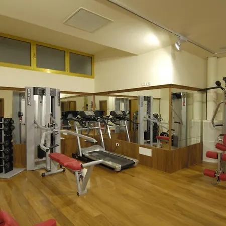 아파트 Colourful With Terrace Overlooking The Sea 비비오네