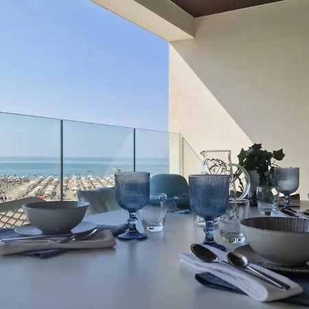 Colourful With Terrace Overlooking The Sea *