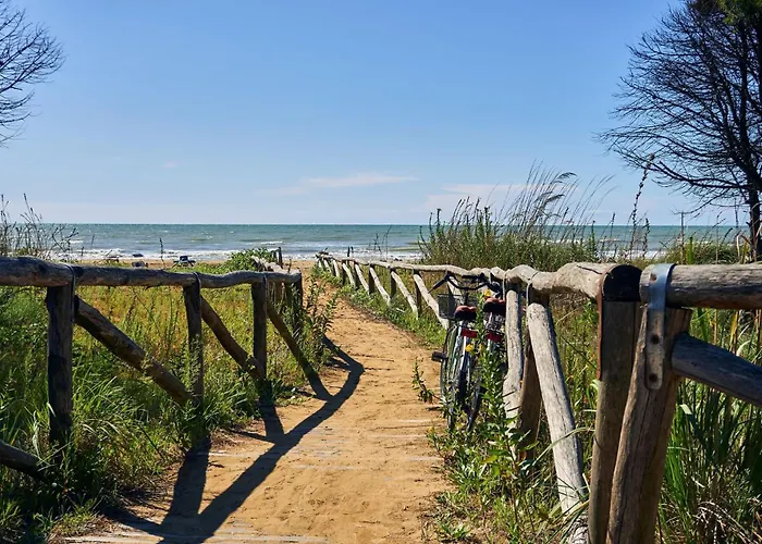 Colourful With Terrace Overlooking The Sea * Bibione